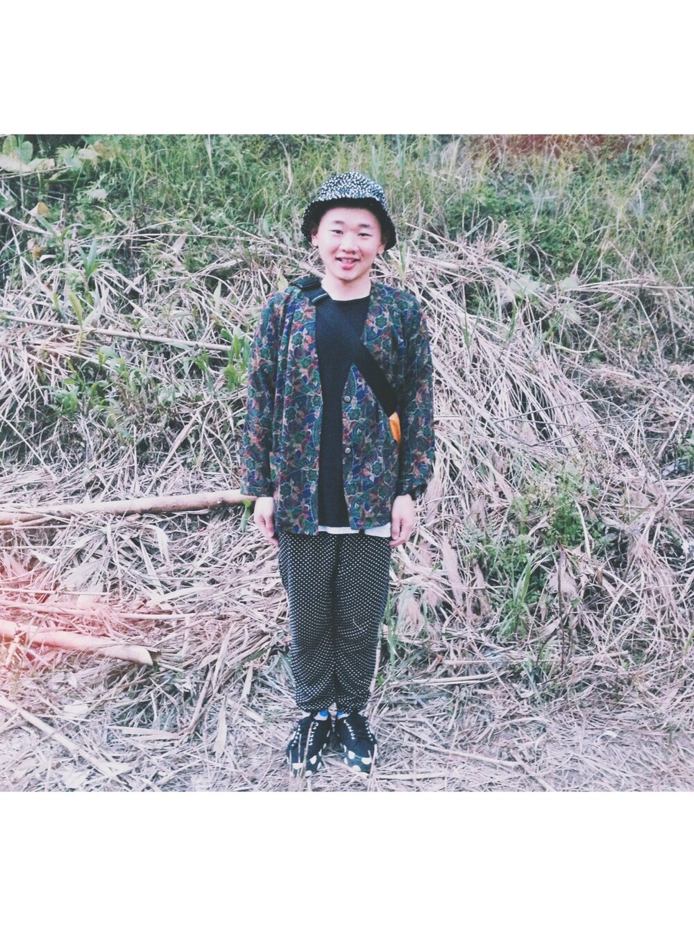 「NIKE、used、UNIQLO、Gregory、HOUSE OF HOLLAND、A MERRY HEART、surperga」｜「HOUSE OF HOLLANDのShoes（モカシン/デッキシューズ、ブラック系）」を使った、Gaudyさん（メンズ・168cm）の春コーディネートの1枚目の写真