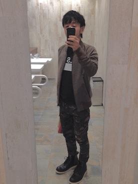 「アイテム（ミリタリージャケット、ブラウン系）」を使った、8bさん（メンズ・168cm）の冬コーディネート