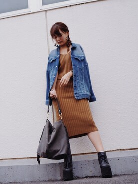 「ニットキャミソール」｜「アイテム（デニムジャケット）」を使った、大田くるみさん（レディース・147cm）の秋コーディネート