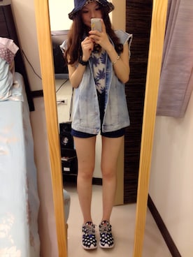 Kiwi Chiuさんのコーディネート