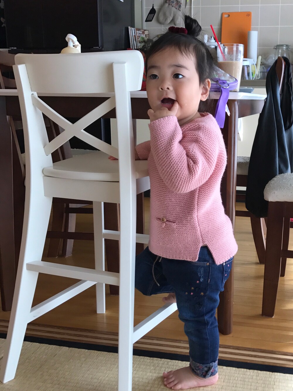 「zarababy、全身ZARA、1才、子どもコーデ、markey's、ニット×デニム、ラフスタイル、シンプルコーデ」｜「ZARA KIDSのアイテム（ニット/セーター、ピンク系）」を使った、yukkii27さん（レディース・161cm）の秋コーディネートの1枚目の写真