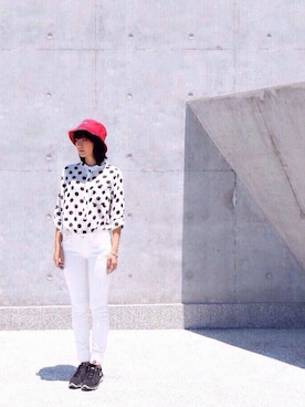 Monsha Wongさんのコーディネート