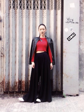 Monsha Wongさんのコーディネート