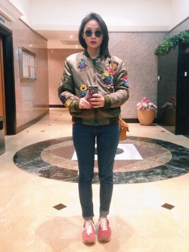 Monsha Wongさんのコーディネート