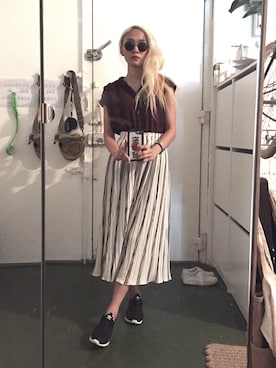 Monsha Wongさんのコーディネート