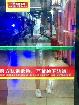 「green（グリーン）のアイテム（パンツ）」を使った、CipherXiaoさん（レディース・163cm）の秋コーディネート