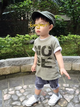 「APPLE SMILEのアイテム」を使った、Howard & Shawnさん（キッズ・80cm）の春コーディネート