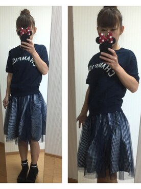 「E hyphen world gallery（イーハイフンワールドギャラリー）のChampionロゴプリントプルオーバー（Tシャツ/カットソー、ブルー系）」を使った、miy☺︎さん（レディース・160cm）の夏コーディネート