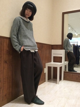 「アイテム（その他シューズ、グレー系）」を使った、mihoさん（レディース・160cm）の冬コーディネート