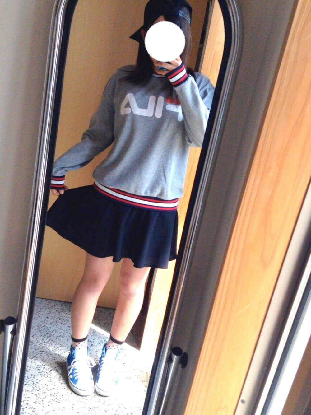 「カジュアル、春、キャップ、スポーティーMIX、スカート、FIRA」｜「しまむらのアイテム（スウェット、グレー系）」を使った、まぁ✩さん（レディース・160cm）の春コーディネートの1枚目の写真