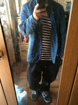 「黒縁メガネ」｜「アイテム（その他アウター）」を使った、村中 勇太さん（メンズ・168cm）の春コーディネート