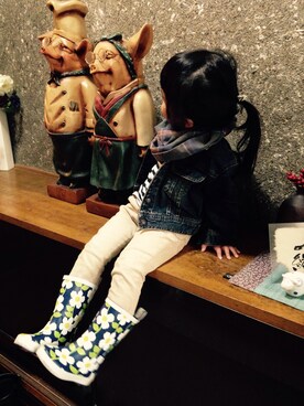 「アイテム（レインシューズ、ブルー系）」を使った、SERI-NAさん（キッズ・90cm）の冬コーディネート