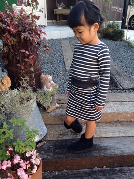 「RUGGEDWORKS（ラゲッドワークス）のアイテム（Tシャツ/カットソー、ブラック系）」を使った、SERI-NAさん（キッズ・100cm）の秋コーディネート
