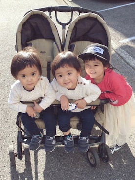 「babyGAP（babyGAP）のアイテム（ニット/セーター、ホワイト系）」を使った、SERI-NAさん（キッズ・100cm）の春コーディネート