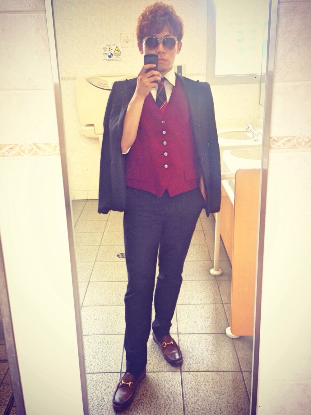 「UNIQLO、summer、GUCCI、Ralph Lauren、NEWYORKER、NUMBER (N)INE、GIORGIO ARMANI、jil sander、WEARBOOKエントリー」｜「NUMBER (N)INEのジャケット（テーラードジャケット、ブラック系）」を使った、北斗さん（メンズ・172cm）の夏コーディネートの1枚目の写真