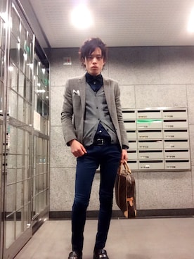 「海外セレブ風」｜「アイテム（テーラードジャケット）」を使った、Ryo $himayoshiさん（メンズ・179cm）の冬コーディネート