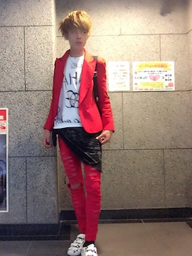 「GALLERIE（ギャレリー）のアイテム（Tシャツ/カットソー）」を使った、Ryo $himayoshiさん（メンズ・179cm）の秋コーディネート