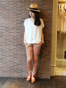 JOURNAL STANDARD 本社スタッフ Aさん（レディース・162cm）の春コーディネート