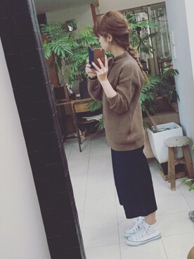 「GU（ジーユー）のアイテム（ニット/セーター、ブラウン系）」を使った、SUZUさん（レディース・163cm）の秋コーディネート