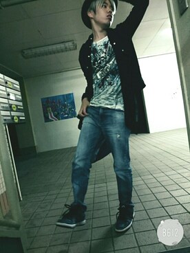 「HELL CAT PUNKS（ヘルキャットパンクス）のアイテム（トップス）」を使った、spot.さん（メンズ・170cm）の春コーディネート