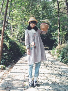 「earth music&ecology（アースミュージックアンドエコロジー）のアイテム（Tシャツ/カットソー、ホワイト系）」を使った、susanさん（レディース）の春コーディネート