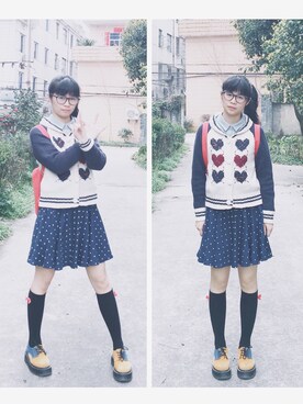 「reallywhyのアイテム（シューズ、オレンジ系）」を使った、susanさん（レディース）の春コーディネート