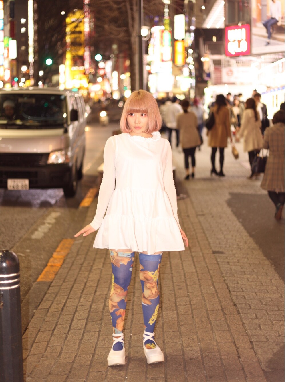「thigh high、タイハイ、天使、Angelic Pretty、blue、ブルー」｜「Celeste Steinのアイテム（タイツ/ストッキング、ブルー系）」を使った、ぽこあぽこスタッフさん（レディース・153cm）の春コーディネートの1枚目の写真