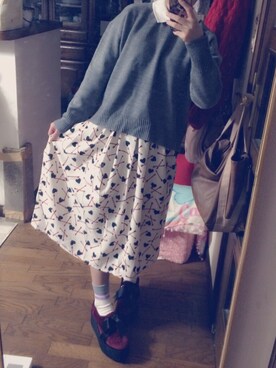 「earth music&ecology（アースミュージックアンドエコロジー）のアイテム（Tシャツ/カットソー、グレー系）」を使った、KAHOCHI.さん（レディース）の夏コーディネート