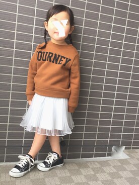 「snidel」｜「アイテム（スウェット）」を使った、yuiatsuさん（キッズ・90cm）の冬コーディネート