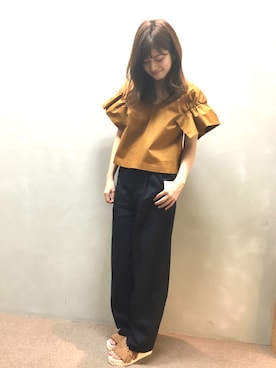 「アイテム（シャツ/ブラウス、イエロー系）」を使った、kinoさん（レディース・156cm）の春コーディネート