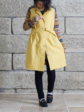 「アイテム（トレンチコート、イエロー系）」を使った、Crossitoffさん（レディース・160cm）の冬コーディネート