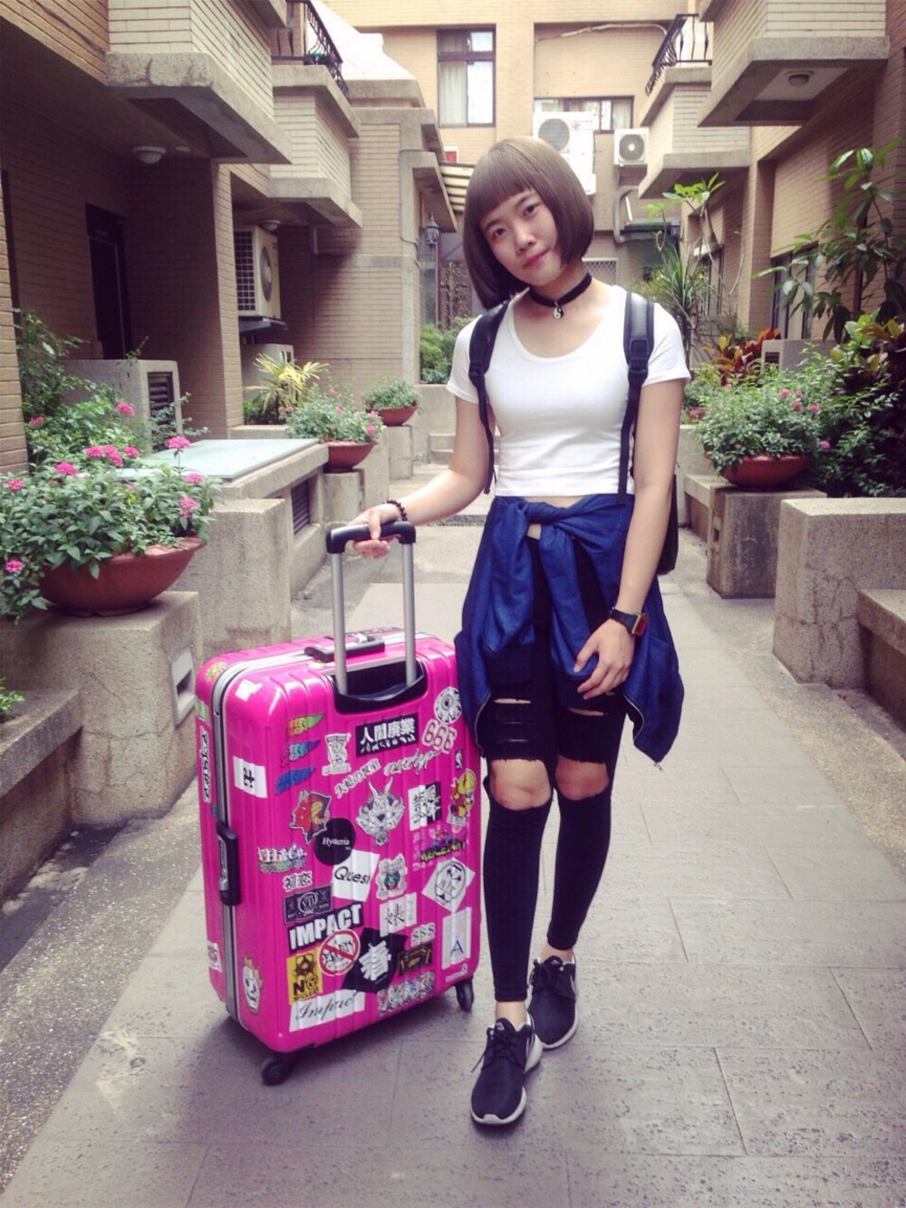 「Little secret、WEGO、NIKE、xoxo、太極、日本、一中商圈」｜「WEGOのWEGO/デニムブルゾン（デニムジャケット、ブルー系）」を使った、Chomei さん（レディース・168cm）の春コーディネートの1枚目の写真