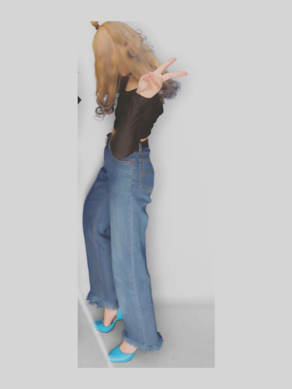 「GIVENCHY、FOREVER 21」｜「FOREVER 21のアイテム（その他トップス、ブラック系）」を使った、ウユさん（レディース・157cm）の夏コーディネートの1枚目の写真