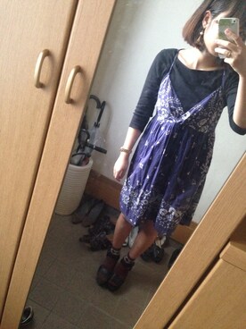 「LOWRYS FARM（ローリーズファーム）のアイテム（サンダル、ブラック系）」を使った、koniさん（レディース・155cm）の秋コーディネート