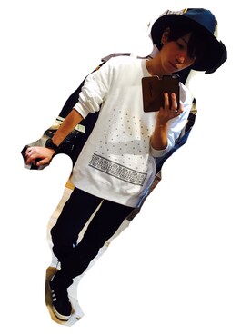 「GGD（ジージーディー）のアイテム（スウェット）」を使った、角田拓真さん（メンズ・160cm）の秋コーディネート