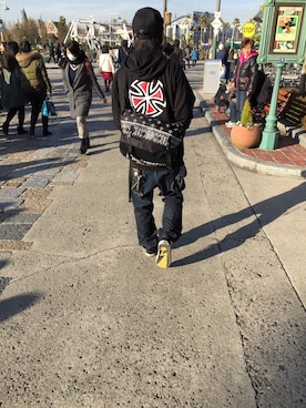 「KMTのアイテム（帽子、ブラック系）」を使った、RxYxOxxxさん（メンズ・168cm）の冬コーディネート