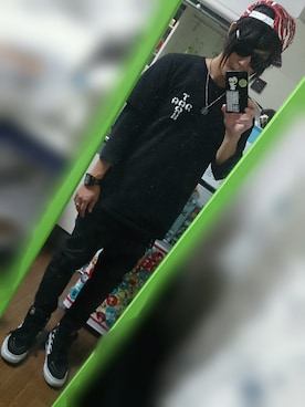 「Usedのアイテム（帽子、レッド系）」を使った、RxYxOxxxさん（メンズ・168cm）の秋コーディネート