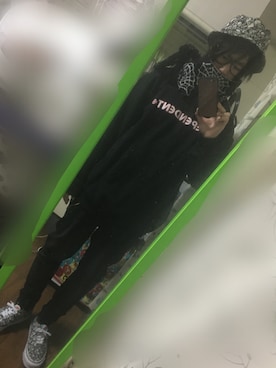 「INDEPENDENT（インディペンデント）のアイテム（トップス、ブラック系）」を使った、RxYxOxxxさん（メンズ・168cm）の冬コーディネート