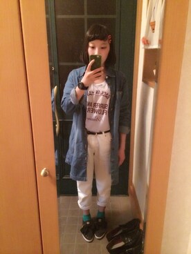 「adidas（アディダス）のアイテム（スニーカー、ブラック系）」を使った、Chiiiさん（レディース・157cm）の春コーディネート