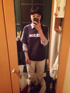 「adidas（アディダス）のアイテム（スニーカー、ブラック系）」を使った、Chiiiさん（レディース・157cm）の夏コーディネート