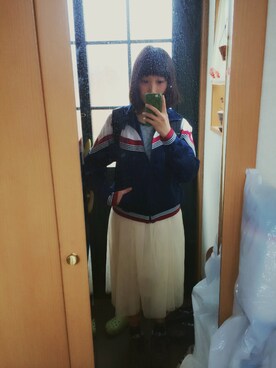 「HELLY HANSEN（ヘリーハンセン）のアイテム（バックパック/リュック、ブラック系）」を使った、Chiiiさん（レディース・157cm）の秋コーディネート