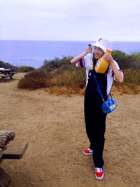 「BAPE X CHAMPIONのアイテム（Tシャツ/カットソー、ホワイト系）」を使った、Darastyleさん（レディース）の秋コーディネート