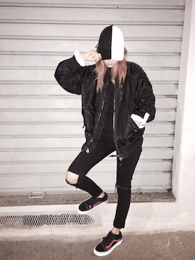 「VIBRATEのアイテム（ジャケット/アウター、ブラック系）」を使った、Darastyleさん（レディース）の秋コーディネート