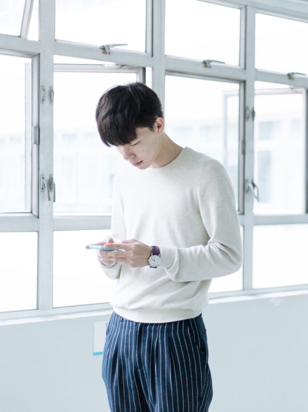 「休日スタイル、秋、男の子、outfit、casual、日常、daily look」｜「GAPのアイテム（ニット/セーター、ベージュ系）」を使った、tclok_さん（メンズ・174cm）の秋コーディネートの1枚目の写真