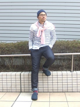 「アイテム（サンダル、ブルー系）」を使った、内藤さん（メンズ・182cm）の春コーディネート