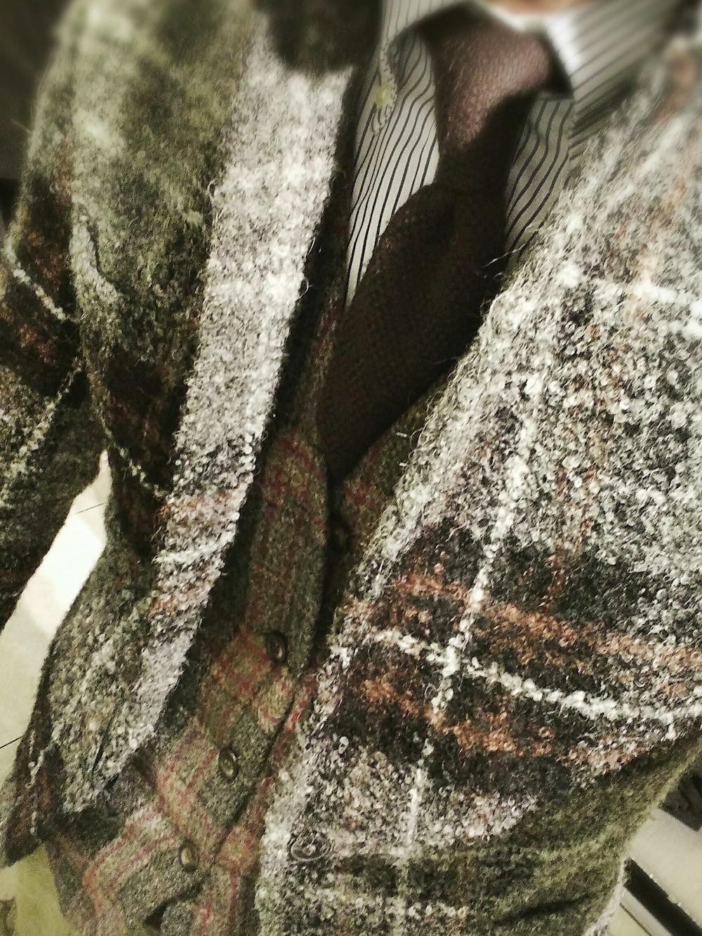 「TOPMANのアイテム（フォーマルスーツ/小物、グレー系）」を使った、BLUEさん（メンズ・174cm）の秋コーディネートの1枚目の写真