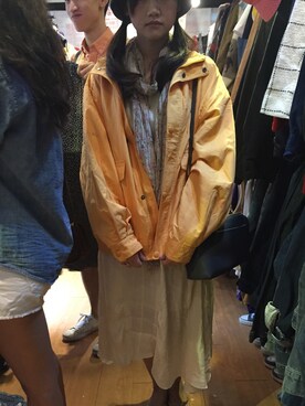 「Levi's（リーバイス）のアイテム（ナイロンジャケット）」を使った、りりか凜凜花🌸さん（レディース・162cm）の秋コーディネート