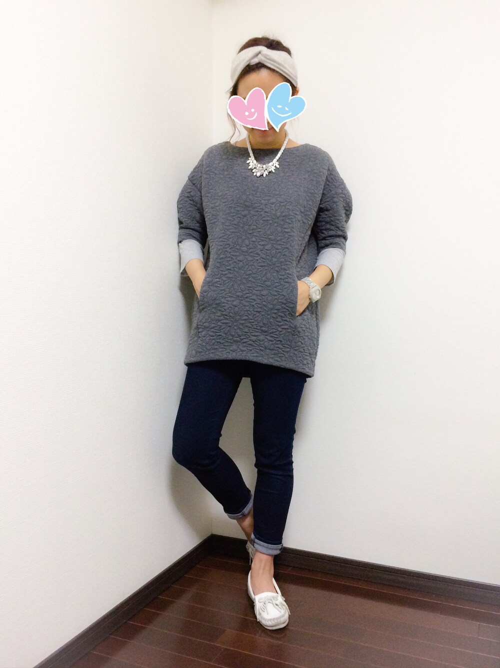 「ヘアバンド、らくちん、チュニック」｜「dazzlinのチュニックワンピ（チュニック、グレー系）」を使った、mayu*さん（レディース・158cm）の春コーディネートの1枚目の写真