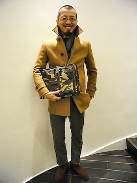 「スエードシューズ」｜「アイテム（ステンカラーコート）」を使った、上田さん（メンズ・173cm）の秋コーディネート