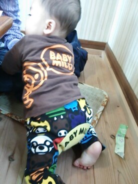 「A BATHING APE（アベイシングエイプ）のMILO FACE LT（Tシャツ/カットソー、ブラウン系）」を使った、一くんさん（キッズ・110cm）の春コーディネート